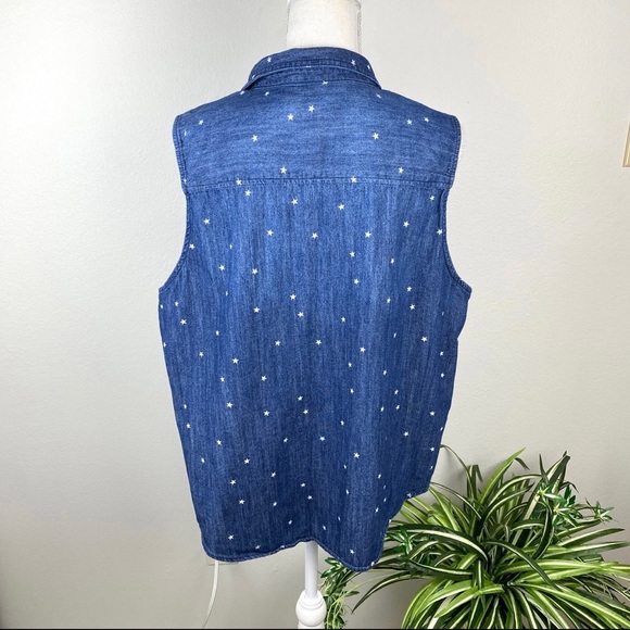 Plus Size XXL Blue Denim Sleeveless Cotton Button Up EUC Universal Thread - Picture 6 of 8